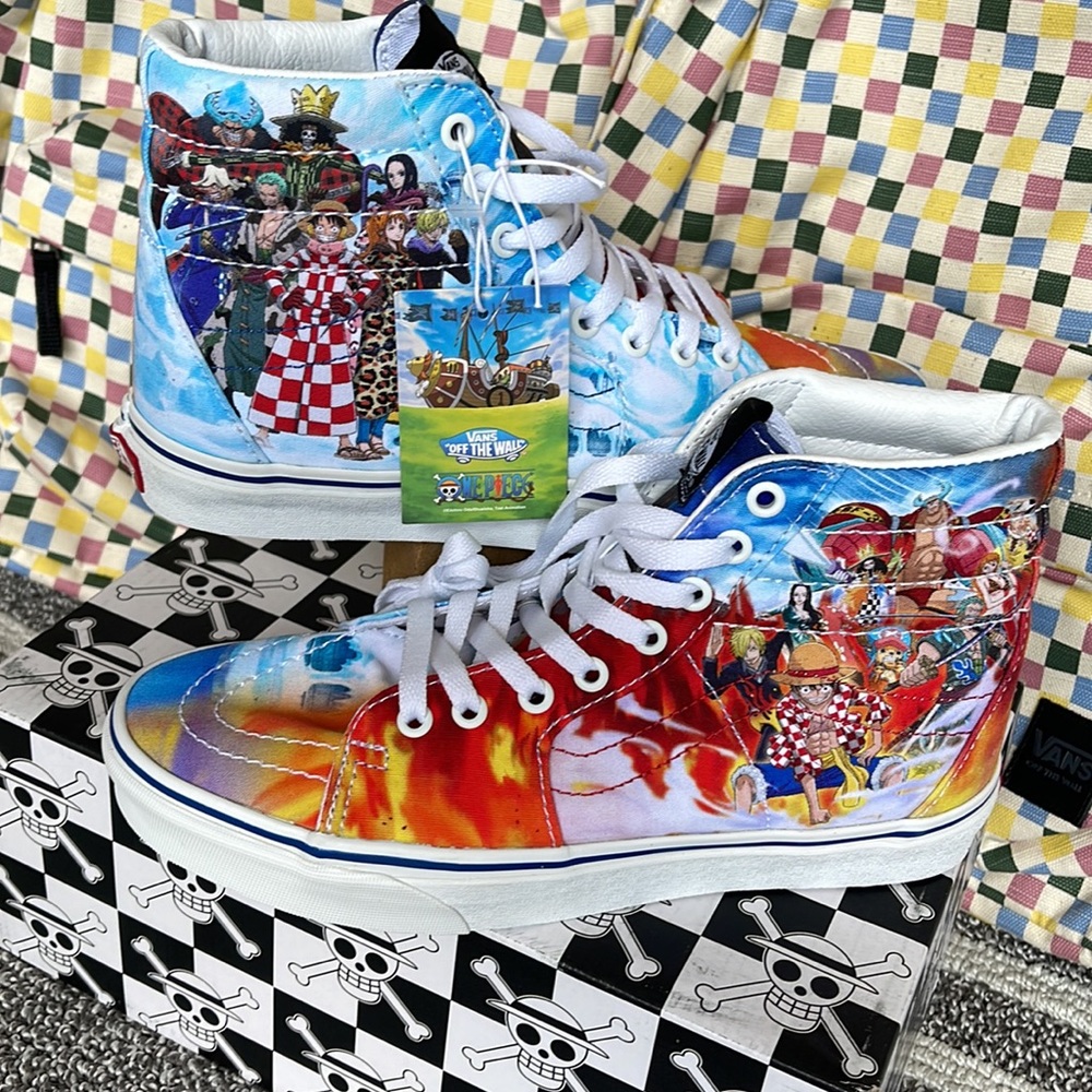 Vans Men’s Sk8-Hi
One Piece Punk Hazard Multi 
VN0007NS448
Sneakers - Picture 13 of 16